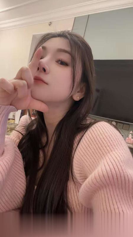 酷似热巴的中项小姐姐