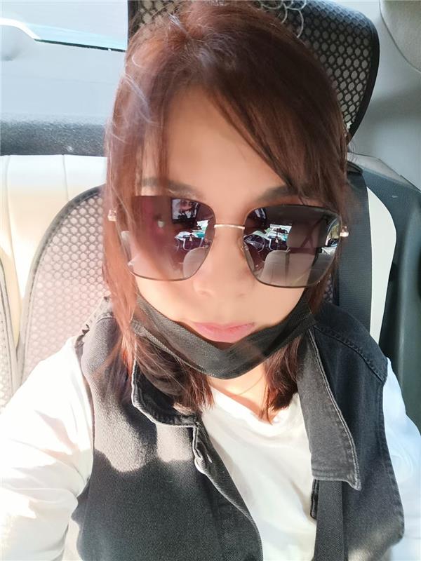 巨搔的大娘们