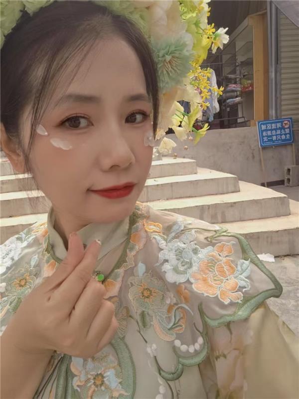 性感女神EE