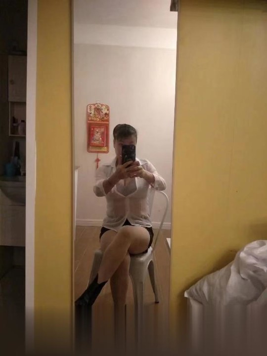服务型少妇.