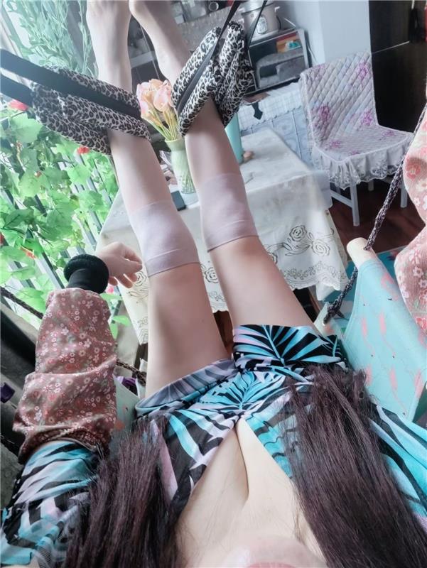 大奶熟女骚妈