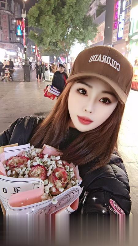 越秀莉莉..