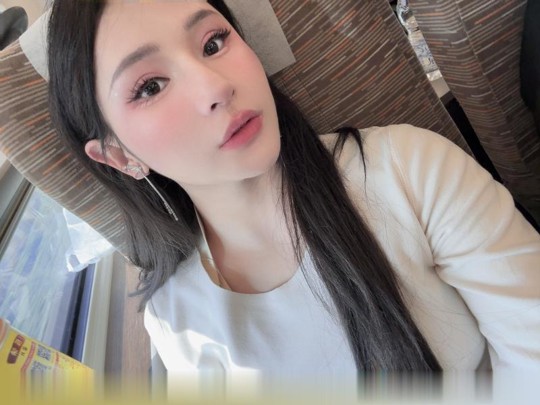 服务控红颜.